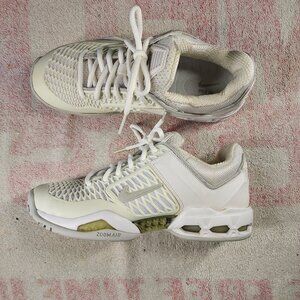 Nike Zoom Air White Sneakers Shoes - Size 8 - Barely Used